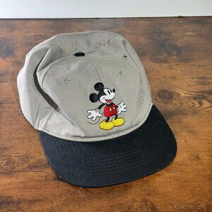 Disney Mickey Mouse Gray/black Snap Strap-Back Hat Unisex